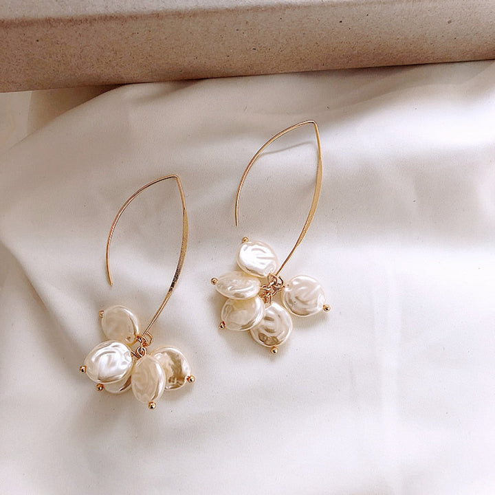Boucles d'oreilles élégantes en perle et cristal