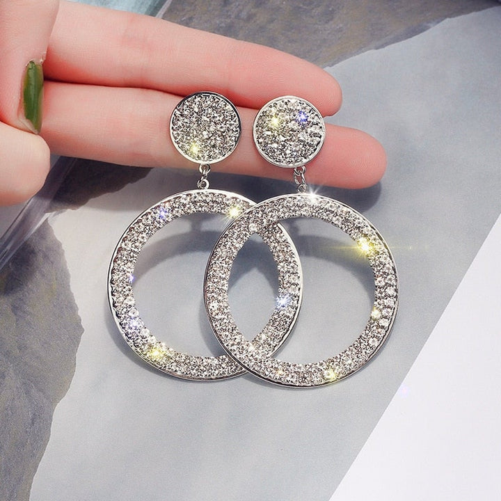 Boucles d'oreilles élégantes en zirconia en or et argent