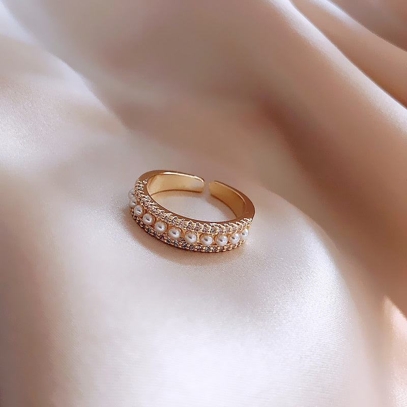 Bague en or et perles de luxe
