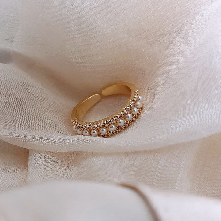 Bague en or et perles de luxe