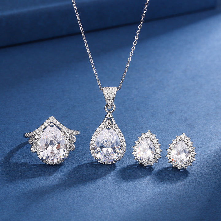 Ensemble de bijoux en argent blanc en forme de larme