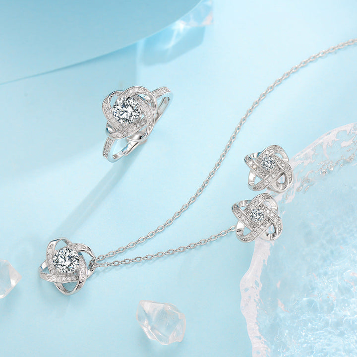 Ensemble de bijoux en argent avec nœud de trèfle