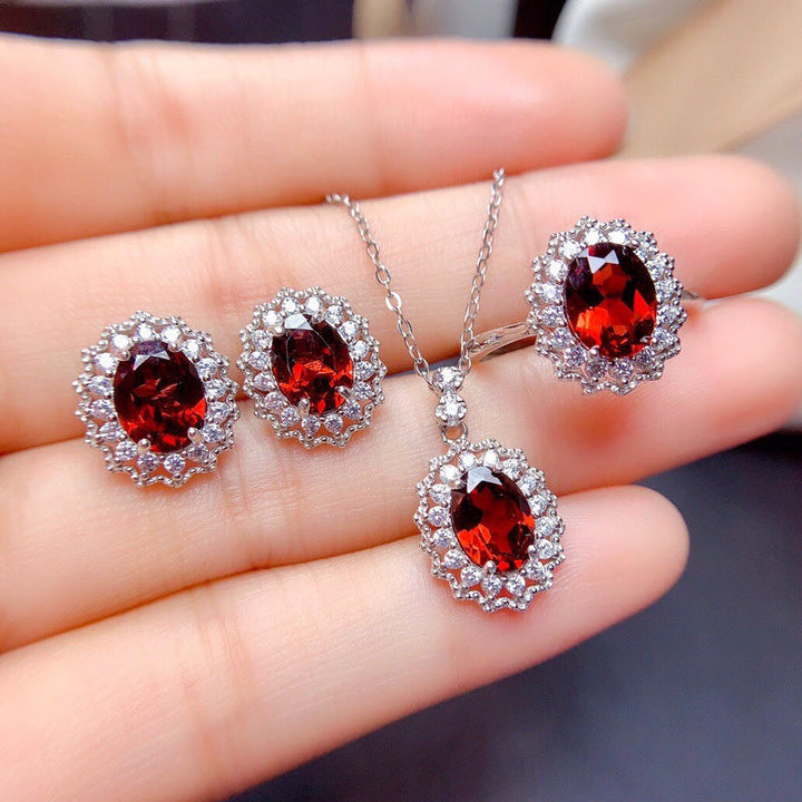 Parure de bijoux en argent et rouge