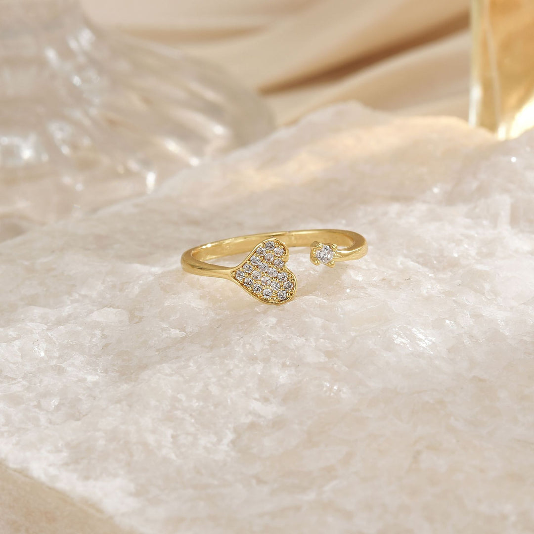 Bague Élégante en Or Doré Brillant