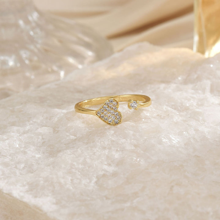 Bague Élégante en Or Doré Brillant