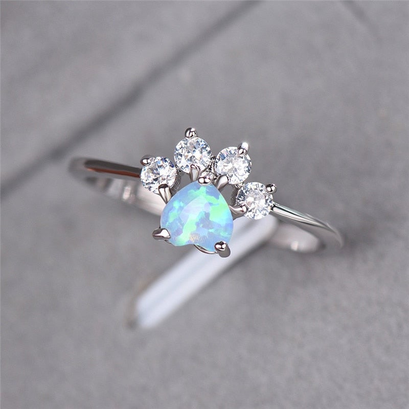 Bague en opale et zirconium