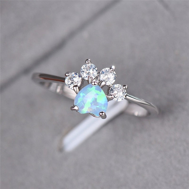 Bague en opale et zirconium