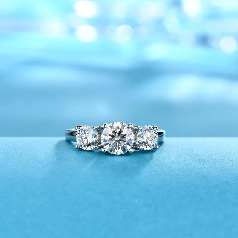 Bague Clare en argent orné de trois pierres