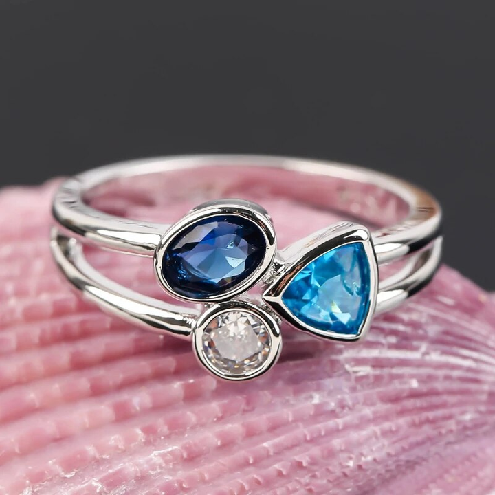 Bague en cristal incrusté bleu vintage